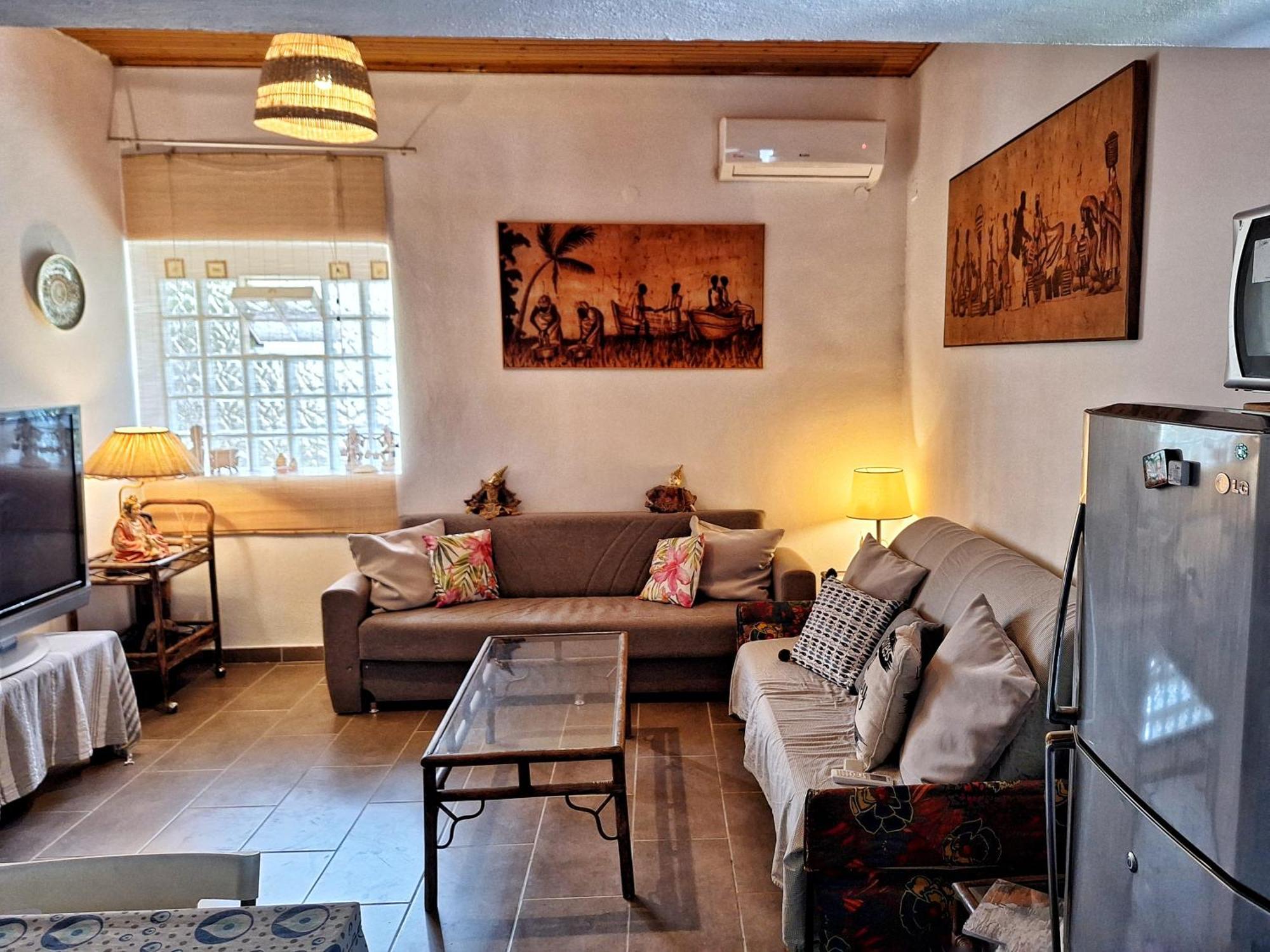 Lemami Seafront Bungalows Kavos Bilik gambar